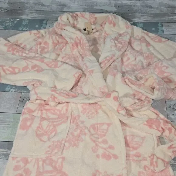 Soma Soft Fluffy Ivory/Pink Robe sz 0/1 NWT - Picture 2 of 4